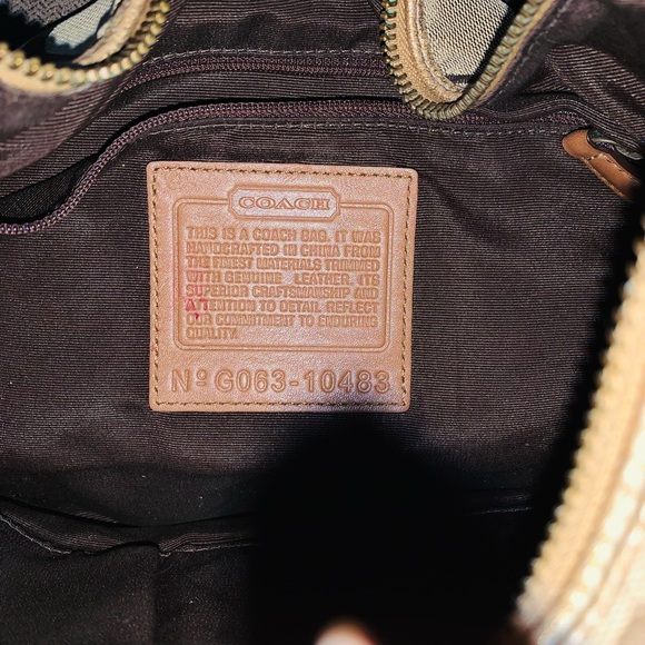 Womans brown Coach bucket purse - Picture 10 of 15